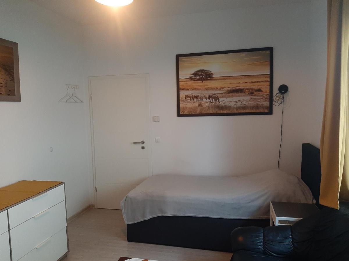 Apartamento Am Bahnhof Werneuchen Exterior foto