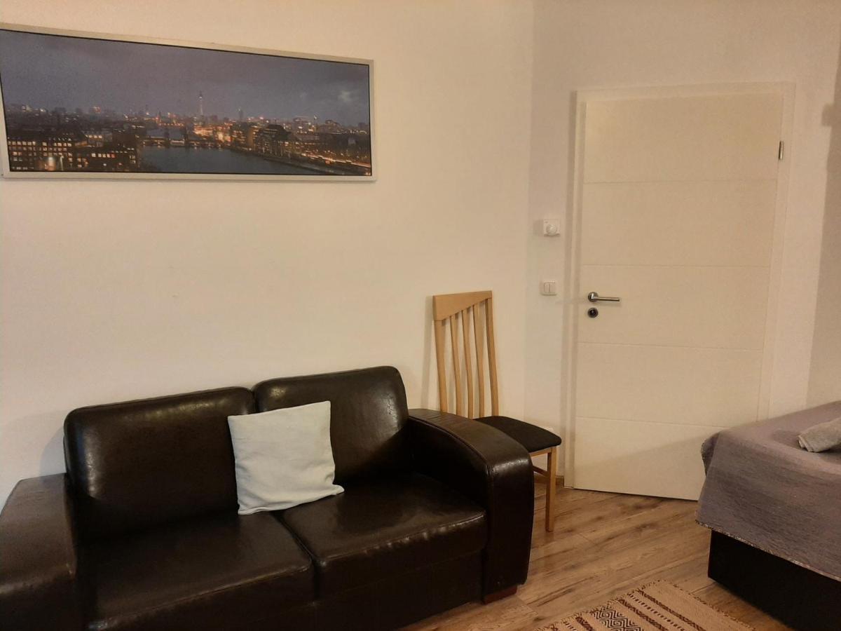 Apartamento Am Bahnhof Werneuchen Exterior foto
