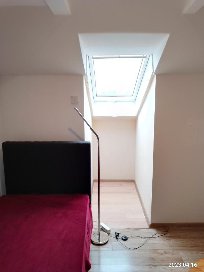 Apartamento Am Bahnhof Werneuchen Exterior foto