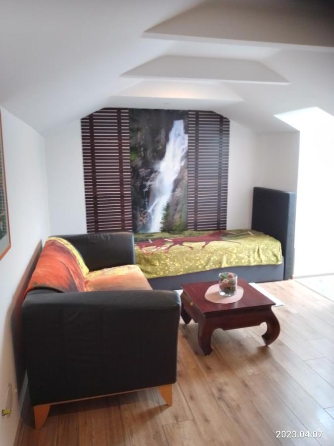 Apartamento Am Bahnhof Werneuchen Exterior foto